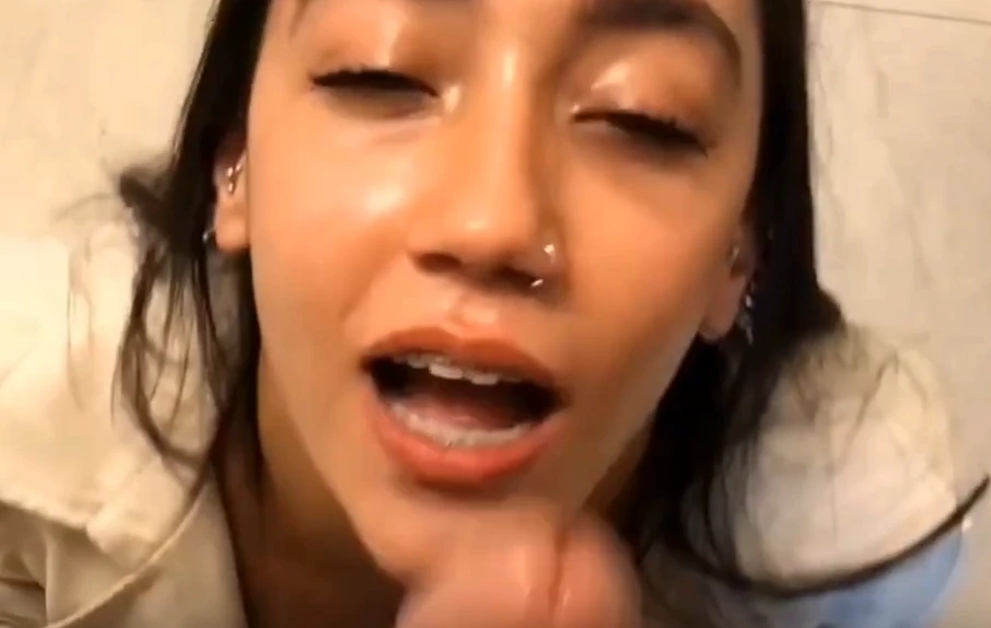 Müthiş Hatunun Önce Ağzına Sonra Amına - 2